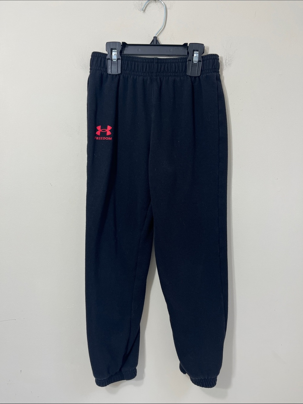 Under Armour Little Boy's Jogger Style Sweatpants Size 7